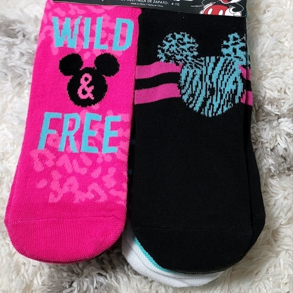 NWT Disney Mickey Mouse Low Cut Socks  10 Pairs - Picture 3 of 5